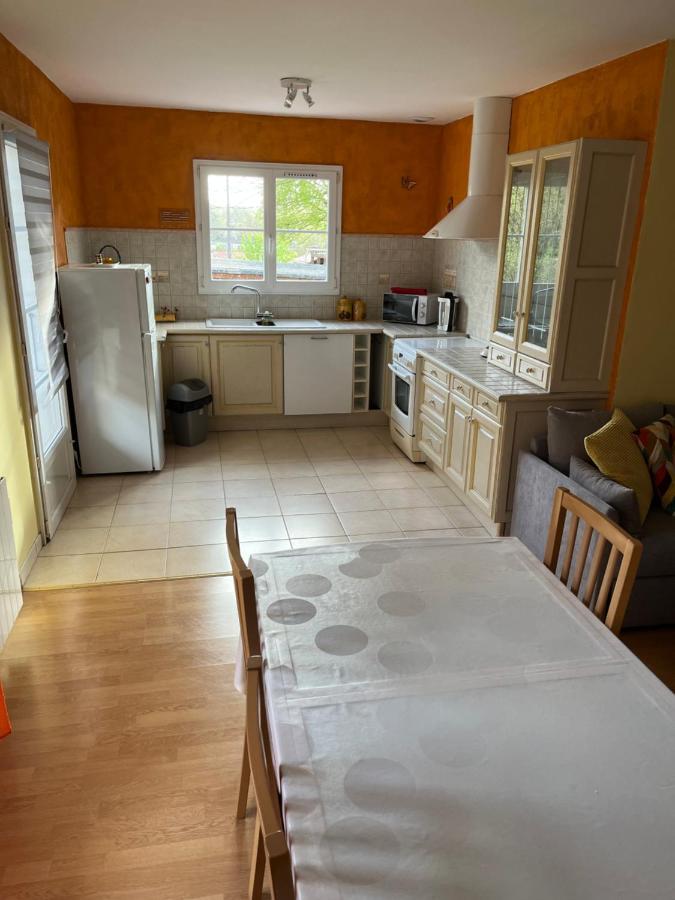 Logement Vic-Fezensac Exterior foto
